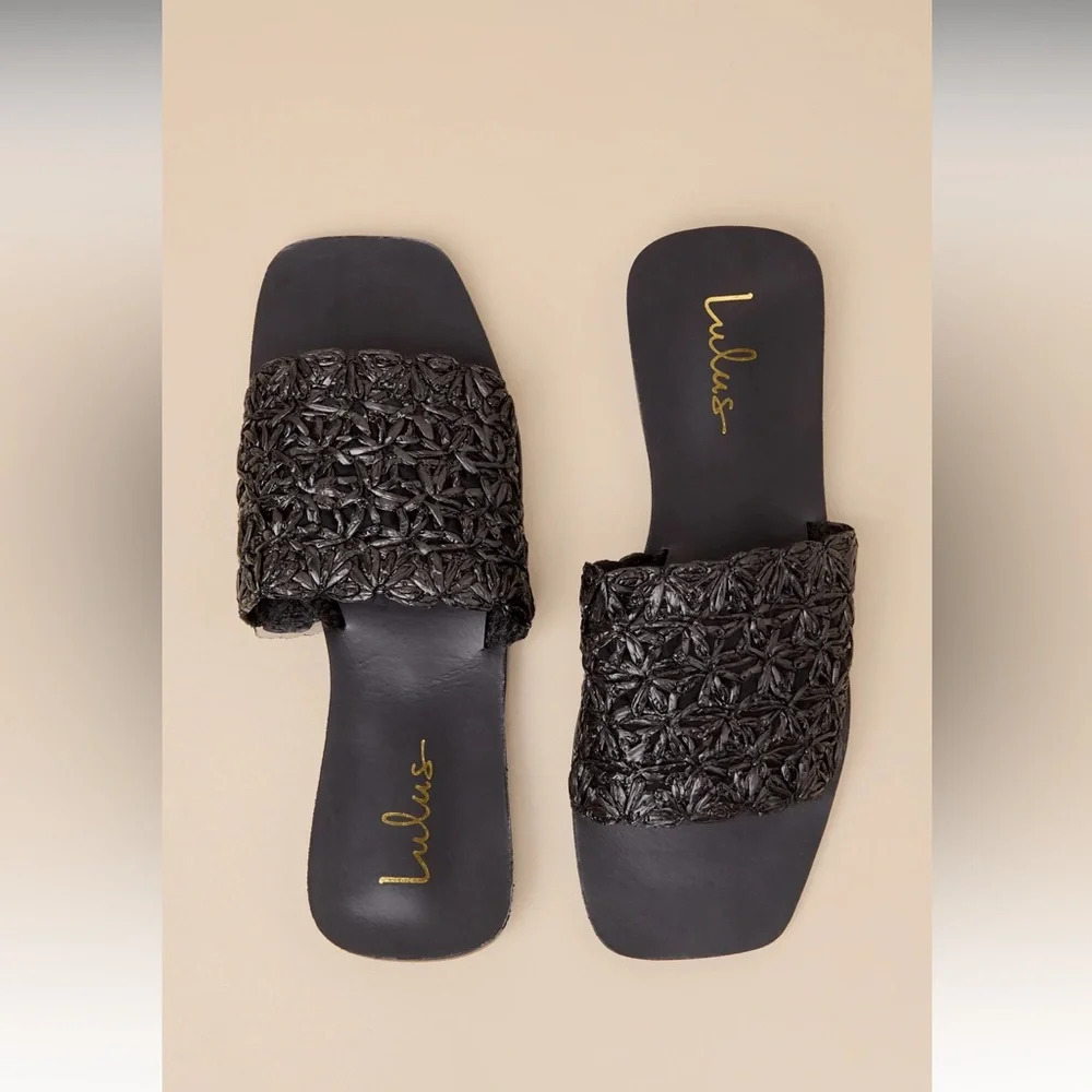 Lulu's Black Woven Slide Flats